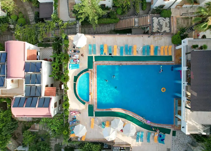 Hotel Zera By Oezuekara